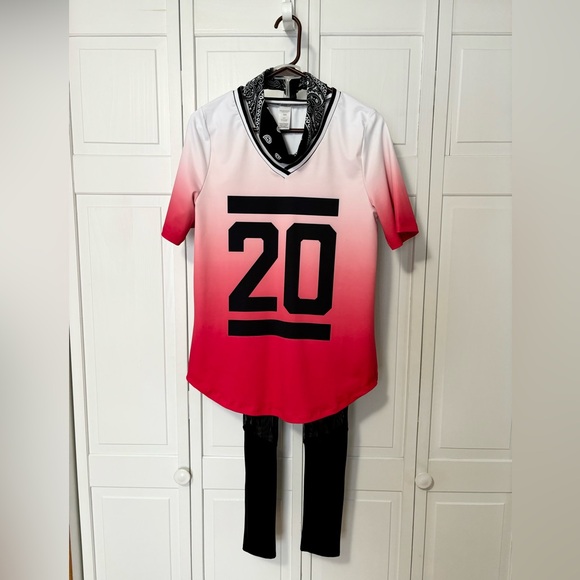 Weissman Hip Hop Dance costume (small adult) perfect condition - Picture 2 of 3